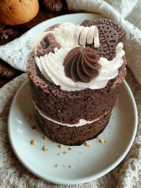 Chocolate Mini Layer Cake Candle